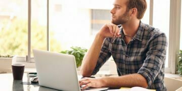 businessman learn digital marketing